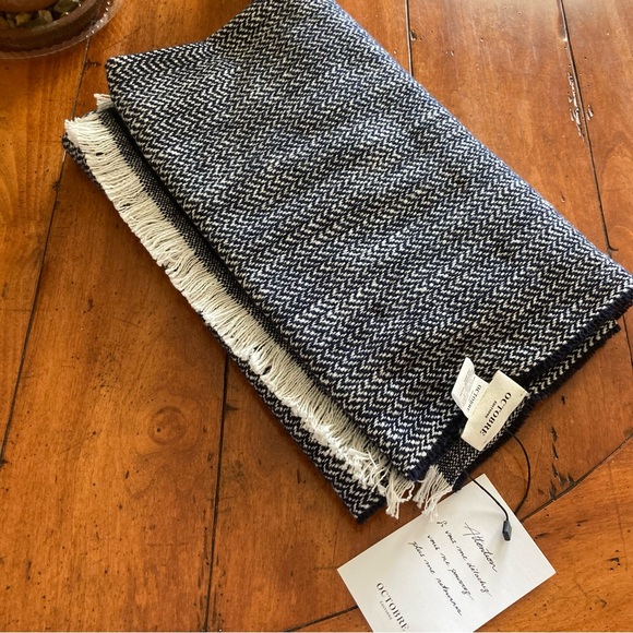 Sezane Accessories - Sezane x Octobre Editions  Herringbone Navy Large Scarf
